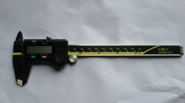 เวอร์เนีย ดิจดตอล Mitutoyo ( ชาติ  ลำพูน )