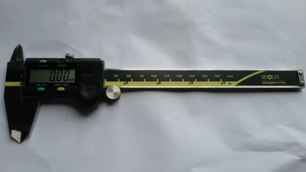 เวอร์เนีย ดิจดตอล Mitutoyo ( ชาติ  ลำพูน )