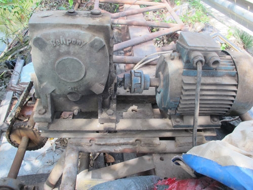 ขายรอกเครนไฟฟ้า5ตันพร้อมรางเลื่อนยาว12เมตรพร้อมใช้