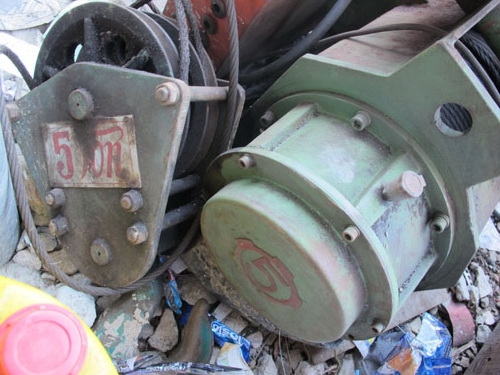 ขายรอกเครนไฟฟ้า5ตันพร้อมรางเลื่อนยาว12เมตรพร้อมใช้