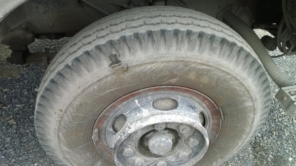 10ล้อดั้ม270แรงISUZU FXZ23ืNZPFรถห้างแท้ ปี*40 มีระบบลาก...สวยเดิมๆ(ยังไม่ล้างให้สะอาด)