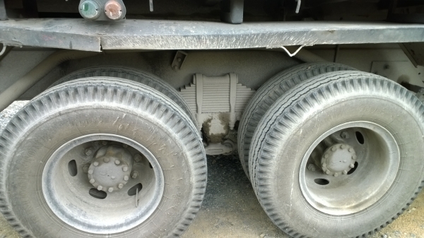 10ล้อดั้ม270แรงISUZU FXZ23ืNZPFรถห้างแท้ ปี*40 มีระบบลาก...สวยเดิมๆ(ยังไม่ล้างให้สะอาด)