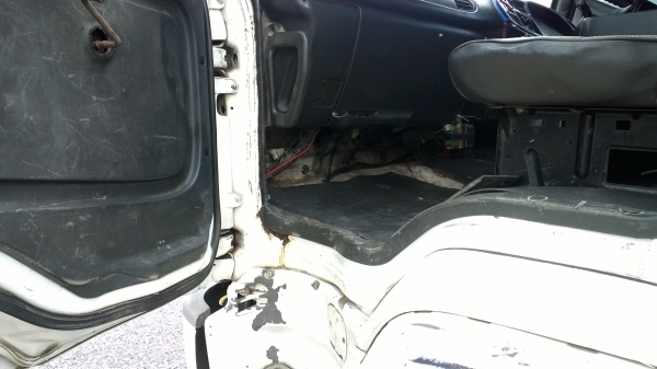 10ล้อดั้ม270แรงISUZU FXZ23ืNZPFรถห้างแท้ ปี*40 มีระบบลาก...สวยเดิมๆ(ยังไม่ล้างให้สะอาด)