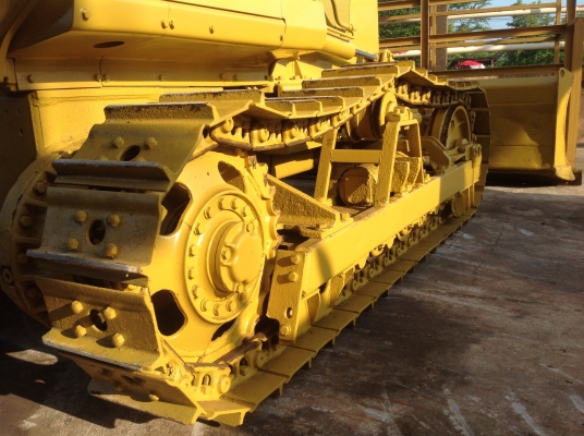ขายรถแทรคเตอร์  KOMATSU D37P-5ปรับสภาพใหม่ พร้อมใช้งาน