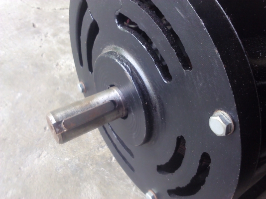 มอเตอร์ 1.5 แรงม้า ใช้ไฟ 220 V. ไฟบ้านได้เลย เป็นของใหม่ติดกับเครื่องจักรมาแล้วถอดเปลี่ยน (มี 8 ตัว)นำไปต่อใช้งานได้เลย แกนเพลาขนาด 19 มม. มีพัดลมระบายความร้อนในตัว สามารถต่อให้หมุน ซ้าย-ขวาได้ มอเตอร์ 1.5 แรงม้า ใช้ไฟ 220 V. ไฟบ้านได้เลย เป็นของใหม่ติดกับเครื่องจักรมาแล้วถอดเปลี่ยน (มี 8 ตัว)นำไปต่อใช้งานได้เลย แกนเพลาขนาด 19 มม. มีพัดลมระบายความร้อนในตัว สามารถต่อให้หมุน ซ้าย-ขวาได้