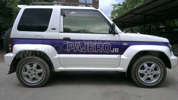 Mitsubishi Pajero JR