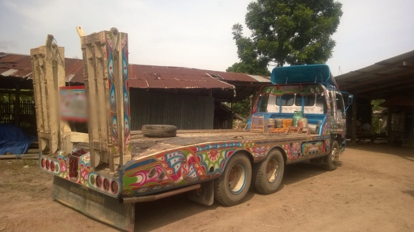 ขายรถสิบล้อเทเลอร์ HINO 3H เครื่องเดิม HO7C 195 แรง เกียร์ HO 2 เพลา มีสโลด์ ทะเบียนพร้อม