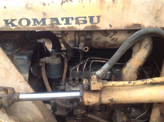 ขาย รถแทรคเตอร์ KOMATSUรุ่นD20PLL-5