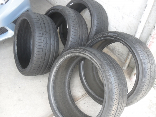 ยาง 235/32ZR19 ปี11 สวยๆ 5 เส้น ราคา 3000 บาท