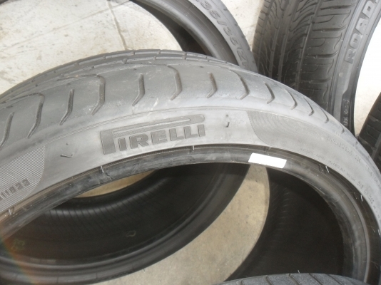 ยาง 235/32ZR19 ปี11 สวยๆ 5 เส้น ราคา 3000 บาท