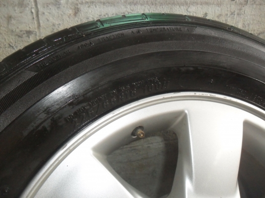 ล้อแม็ก 16นิ้ว 6รู อีซูซุ พร้อมยาง 225/65R16ปี11 สวยๆ 4 ล้อ ราคา 6900 บาท