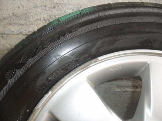 ล้อแม็ก 16นิ้ว 6รู อีซูซุ พร้อมยาง 225/65R16ปี11 สวยๆ 4 ล้อ ราคา 6900 บาท