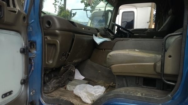 10ล้อหัวลาก2เพลาISUZU FXZ21J-3000482 หัวGIGA ..วางเครื่อง EK100 10ล้อหัวลาก2เพลาISUZU FXZ21J-3000482 หัวGIGA ..วางเครื่อง EK100