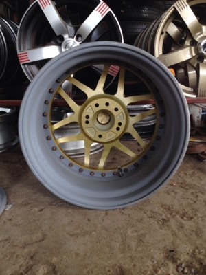 ขายล้อ SSR 2 ชิ้นแท้ขอบ 17 หน้า8.5 หลัง9.5 4,5/114.3 หล่อๆ ครับ