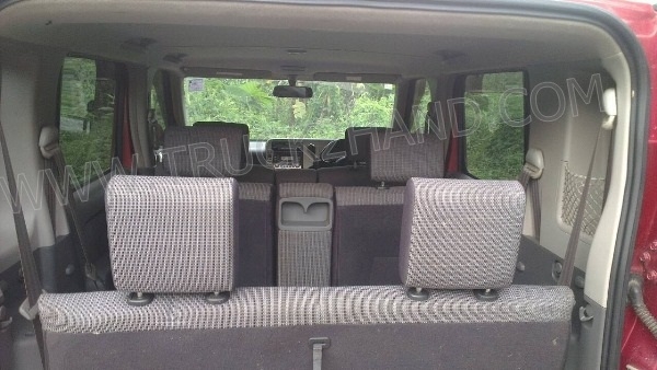 NISSAN  ปี 2553 นั่งสองตอน