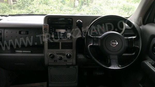 NISSAN  ปี 2553 นั่งสองตอน