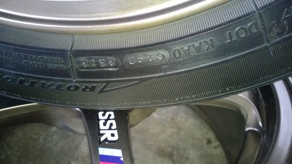 ล้อ ssr type c 15  4*100 สวยๆพร้อมยาง