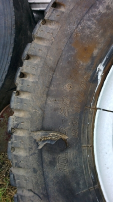 กะทะสิบล้อ ขอบ20+ยาง 2 ชุด