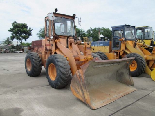รถตัก WHEEL LOADER รุ่น 515