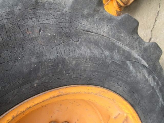 รถตัก WHEEL LOADER รุ่น 515