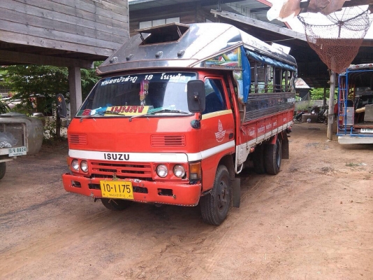 ขายครับKS77. เครื่อง4BE1 110 HP ไม่รวมเส้นทางครับขายที่265000แคชชีนางฟ้าครับ ขายครับKS77. เครื่อง4BE1 110 HP ไม่รวมเส้นทางครับขายที่265000แคชชีนางฟ้าครับ