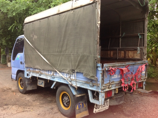 รถบรรทุก4ล้อ ISUZU