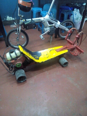 ขาย สกู๊ตเตอร์นั่งขับ4ล้อ ยี่ห้อ takagi รุ่น pb-30s มือสองญี่ปุ่น ราคา 8,500 ขาย สกู๊ตเตอร์นั่งขับ4ล้อ ยี่ห้อ takagi รุ่น pb-30s มือสองญี่ปุ่น ราคา 8,500