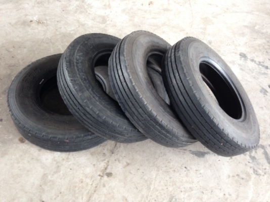 ยาง7.00-16 เรเดียลแบบมียางใน บริสโตนสวยๆ4เส้น