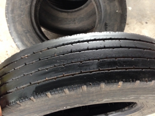 ยาง7.00-16 เรเดียลแบบมียางใน บริสโตนสวยๆ4เส้น ยาง7.00-16 เรเดียลแบบมียางใน บริสโตนสวยๆ4เส้น