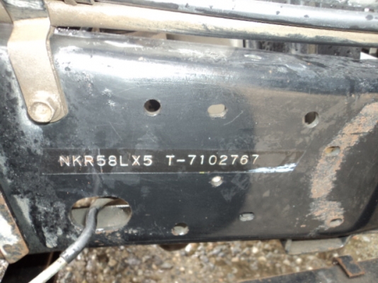 ุ6 ล้อ ISUZU NKR  110 แรง ห้างแท้ ปี40