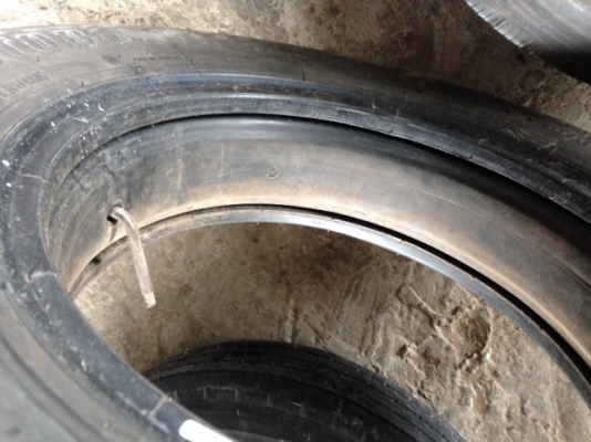 ยาง7.00-16 เรเดียลบริสโตน(ยางนอก+ยางใน+รองคอ ทุกเส้น) ยาง7.00-16 เรเดียลบริสโตน(ยางนอก+ยางใน+รองคอ ทุกเส้น)