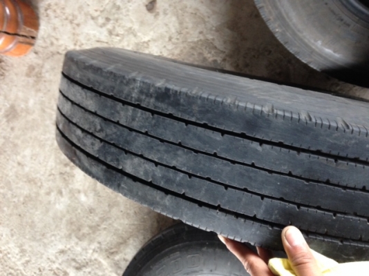 ยาง7.00-16 เรเดียลบริสโตน(ยางนอก+ยางใน+รองคอ ทุกเส้น) ยาง7.00-16 เรเดียลบริสโตน(ยางนอก+ยางใน+รองคอ ทุกเส้น)