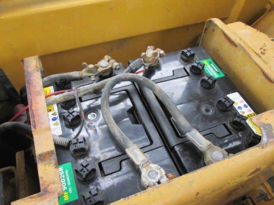 SALE___ Mitsubishi BD2G แทรคกว้าง 1เมตร เก่านอกญี่ปุ่น สภาพสวย พร้อมใช้งาน SALE___ Mitsubishi BD2G แทรคกว้าง 1เมตร เก่านอกญี่ปุ่น สภาพสวย พร้อมใช้งาน