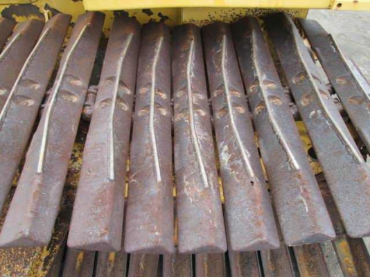 SALE___ Mitsubishi BD2G แทรคกว้าง 1เมตร เก่านอกญี่ปุ่น สภาพสวย พร้อมใช้งาน SALE___ Mitsubishi BD2G แทรคกว้าง 1เมตร เก่านอกญี่ปุ่น สภาพสวย พร้อมใช้งาน