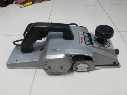 กบไฟฟ้า TRYTON TT1600 ใบกบ 2 คม ใบกว้าง 5 นิ้ว กบไฟฟ้า TRYTON TT1600 ใบกบ 2 คม ใบกว้าง 5 นิ้ว