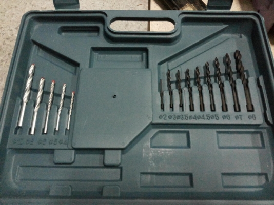 สว่านไฟฟ้าตัวเล็ก