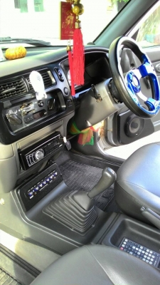 รถสวยพร้อมใช้ขายพร้อมเครื่องเสียงดูรถชัยนาท รถสวยพร้อมใช้ขายพร้อมเครื่องเสียงดูรถชัยนาท