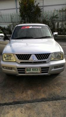 รถสวยพร้อมใช้ขายพร้อมเครื่องเสียงดูรถชัยนาท