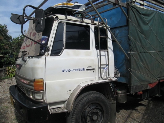 ขายรถ 10 ล้อ รุ่น HO7Cแถมคิววิ่งส่งขนมเลย์550000 ขายรถ 10 ล้อ รุ่น HO7Cแถมคิววิ่งส่งขนมเลย์550000