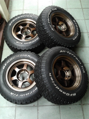 TE37x สวยๆ + BF All 245/70/16 ปี08 สภาพดี 1ชุด TE37x สวยๆ + BF All 245/70/16 ปี08 สภาพดี 1ชุด