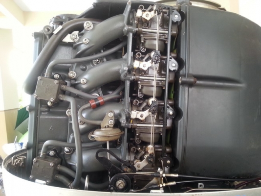 ขายเครื่องเรือ Honda 90 HP