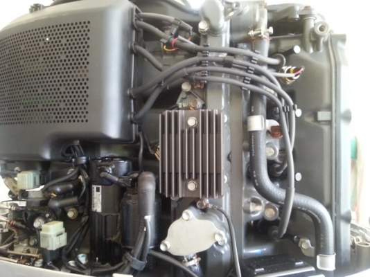 ขายเครื่องเรือ Honda 90 HP