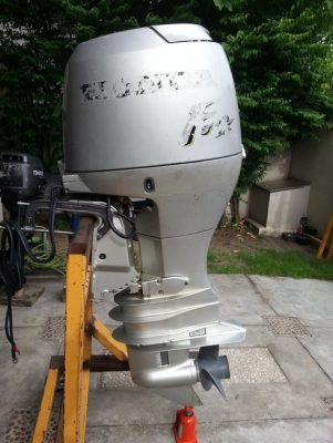 ขายเครื่องเรือ Honda 90 HP