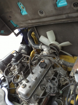 +++ ขายโฟล์คลิฟท์  KOMATSU  FG15-16 (รถนอกนำเข้า  3,500 ชม.)  ขนาด 1.5  ตัน  เครื่องยนต์เบนซิน  เสา 4.5 เมตร  เกียร์ธรรมดา  งา 1,070  มม.  ยางลม  *** สนใจรายละเอียด  ราคา  คุยได้ครับ โทร. 081-659-7598 ***