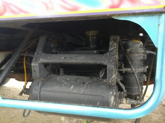 แยกขายรถเกี่ยว1,750,000 บาท รถย้าย 600,000 บาท