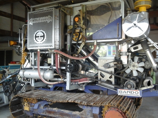 แยกขายรถเกี่ยว1,750,000 บาท รถย้าย 600,000 บาท