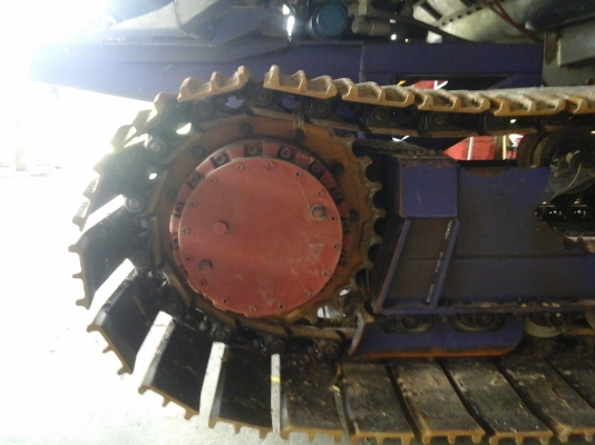 แยกขายรถเกี่ยว1,750,000 บาท รถย้าย 600,000 บาท