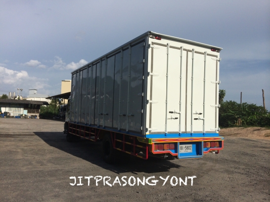 ขาย ISUZU DECA FTR 200 แรง ( EURO 2 ) ปี 2547 ตู้ประตู 10 บานไม่มีเสากลาง ขาย ISUZU DECA FTR 200 แรง ( EURO 2 ) ปี 2547 ตู้ประตู 10 บานไม่มีเสากลาง