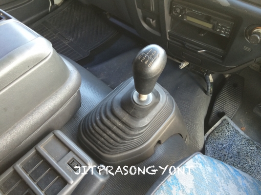 ขาย ISUZU DECA FTR 200 แรง ( EURO 2 ) ปี 2547 ตู้ประตู 10 บานไม่มีเสากลาง ขาย ISUZU DECA FTR 200 แรง ( EURO 2 ) ปี 2547 ตู้ประตู 10 บานไม่มีเสากลาง