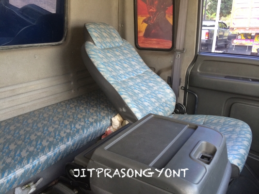 ขาย ISUZU DECA FTR 200 แรง ( EURO 2 ) ปี 2547 ตู้ประตู 10 บานไม่มีเสากลาง ขาย ISUZU DECA FTR 200 แรง ( EURO 2 ) ปี 2547 ตู้ประตู 10 บานไม่มีเสากลาง